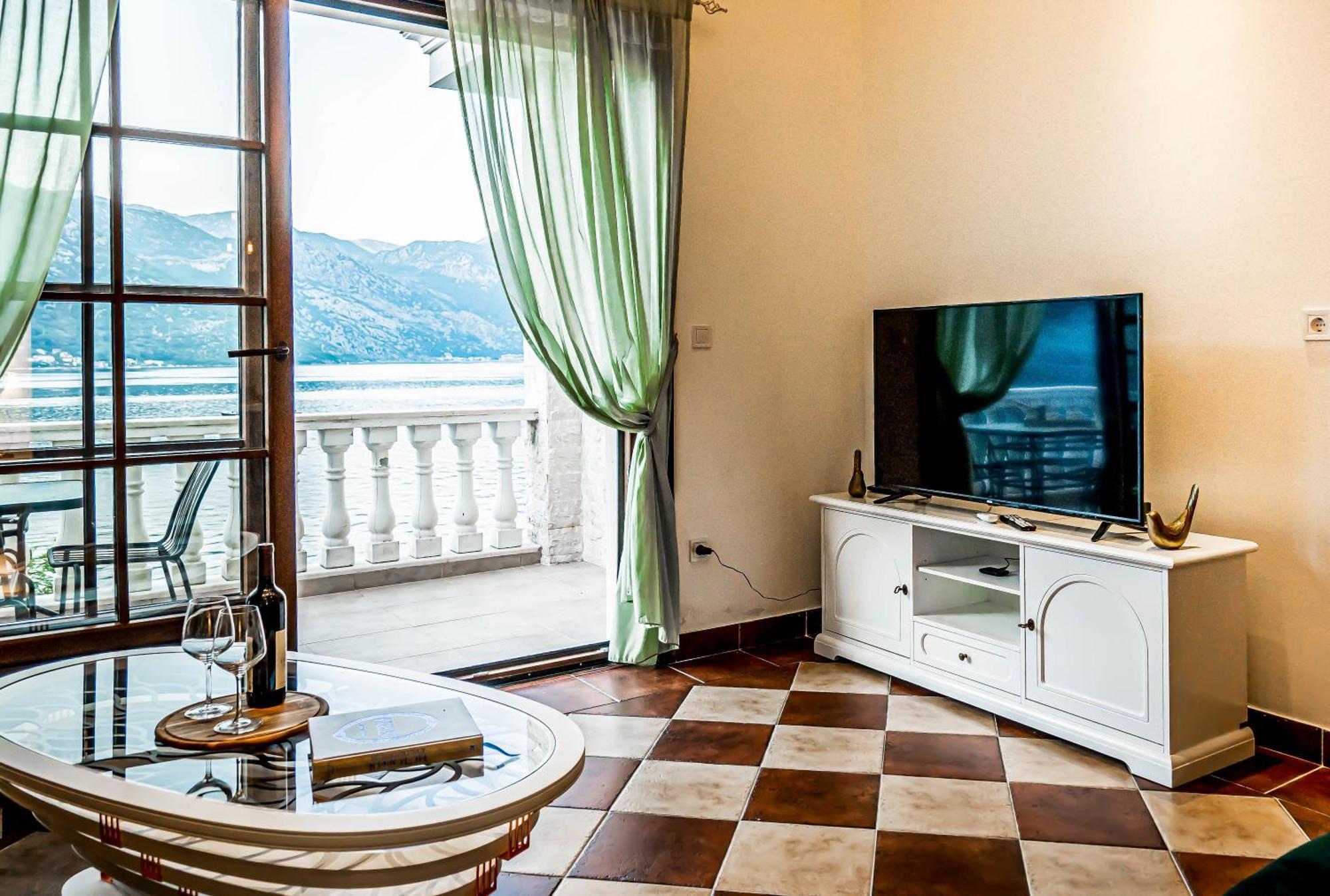 Villa Chantal コトル 部屋 写真